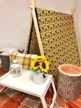 Load image into Gallery viewer, Sunflower Smile - sweet mitten dreams